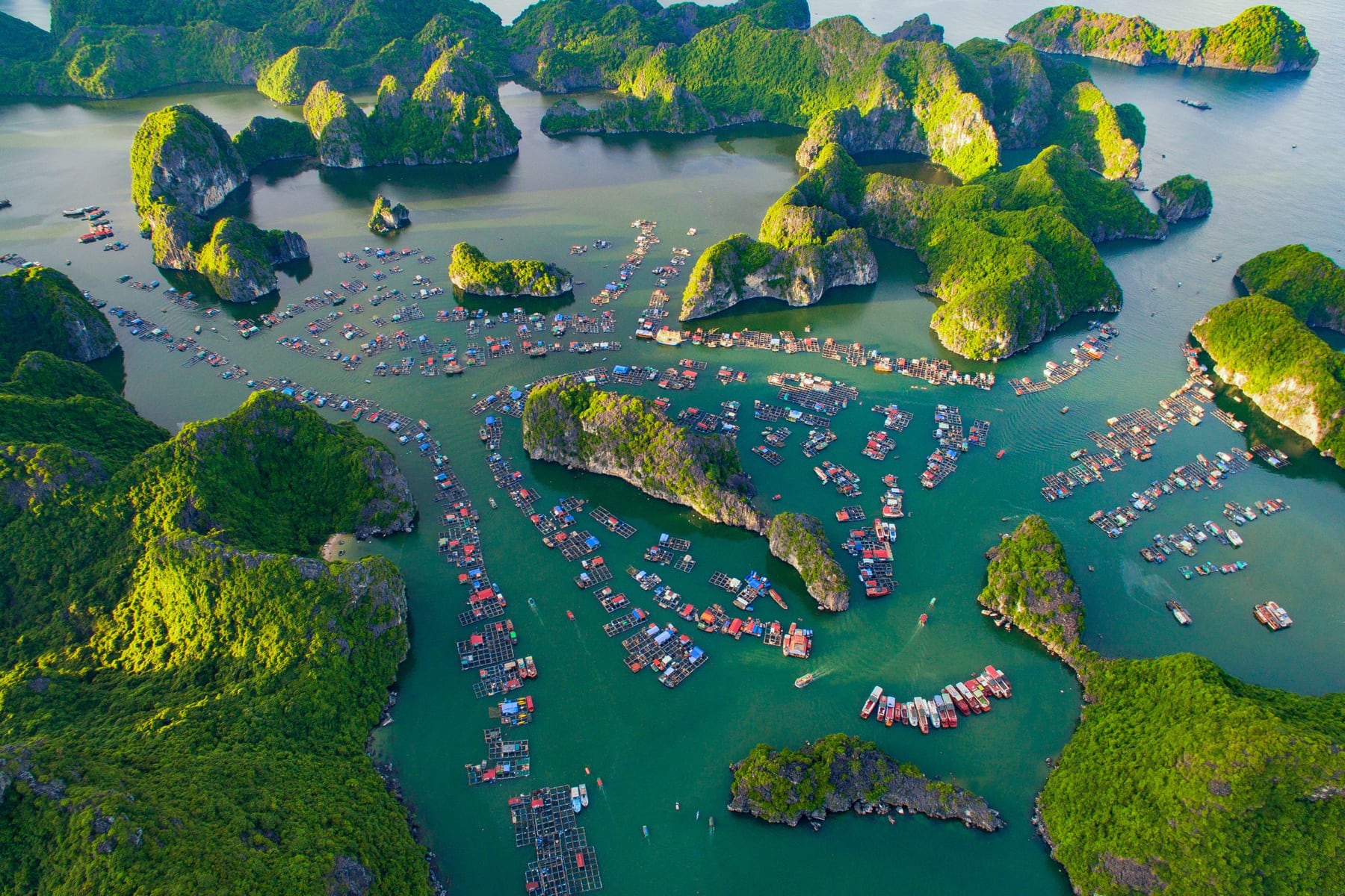 Lan Ha Bay limestone karst scenery, northern Vietnam