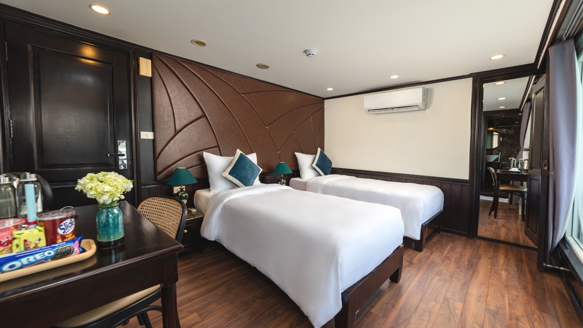 Connecting Junior Suite cabin aboard Amanda Cruise