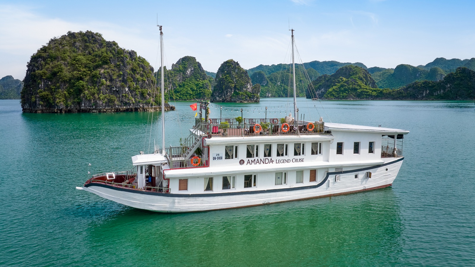 Amanda Legend Cruise in Halong Bay