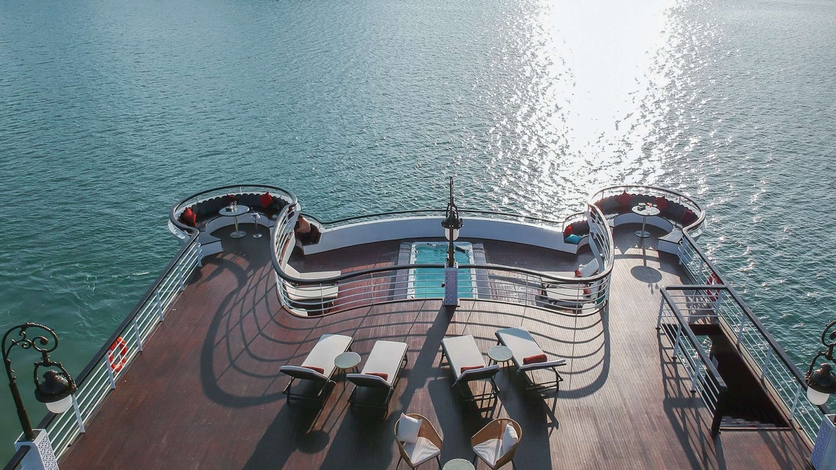 Ambassador Cruise in Halong Bay, photo 4 of 58
