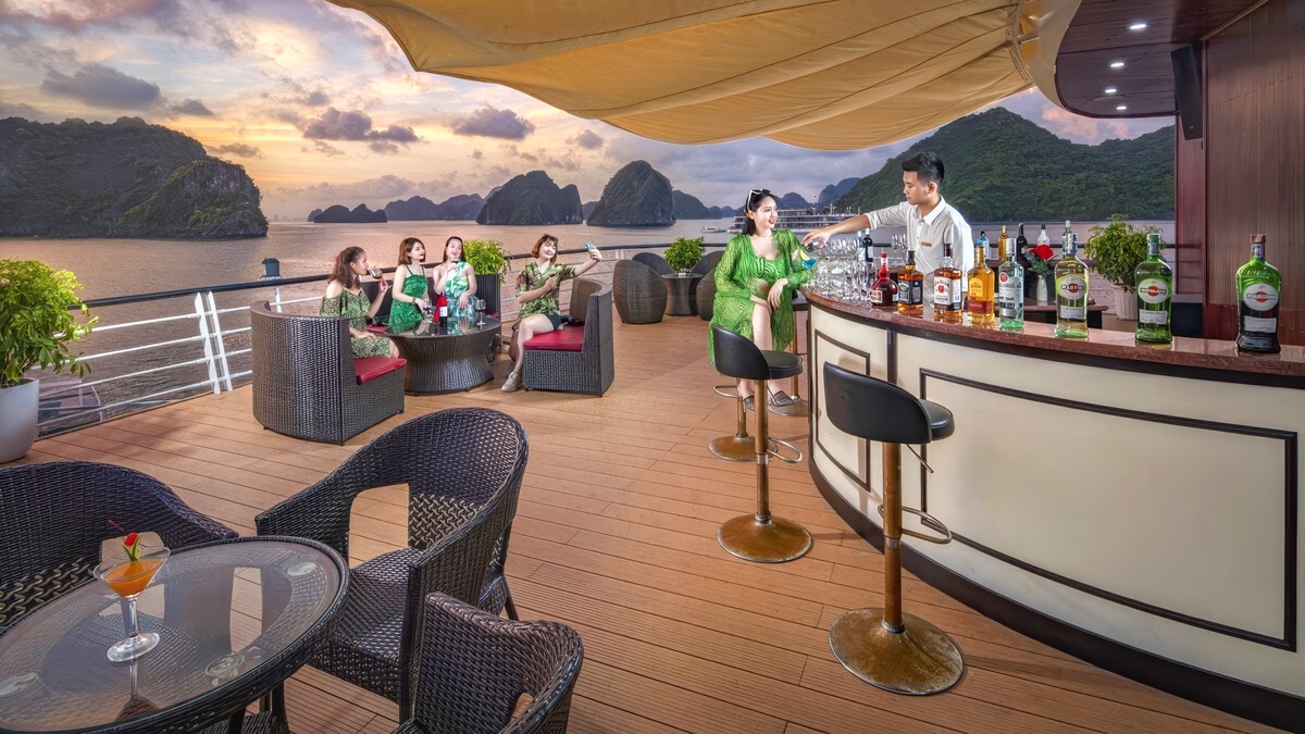 Aspira Cruise in Lan Ha Bay, photo 7 of 57