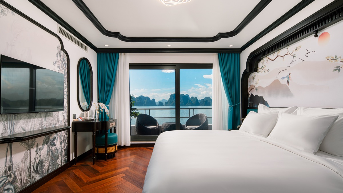 Premier Suite (1st Deck) cabin aboard Catherine Cruise