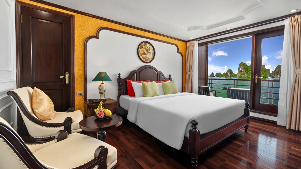 Junior Balcony cabin aboard Cycad Cruise