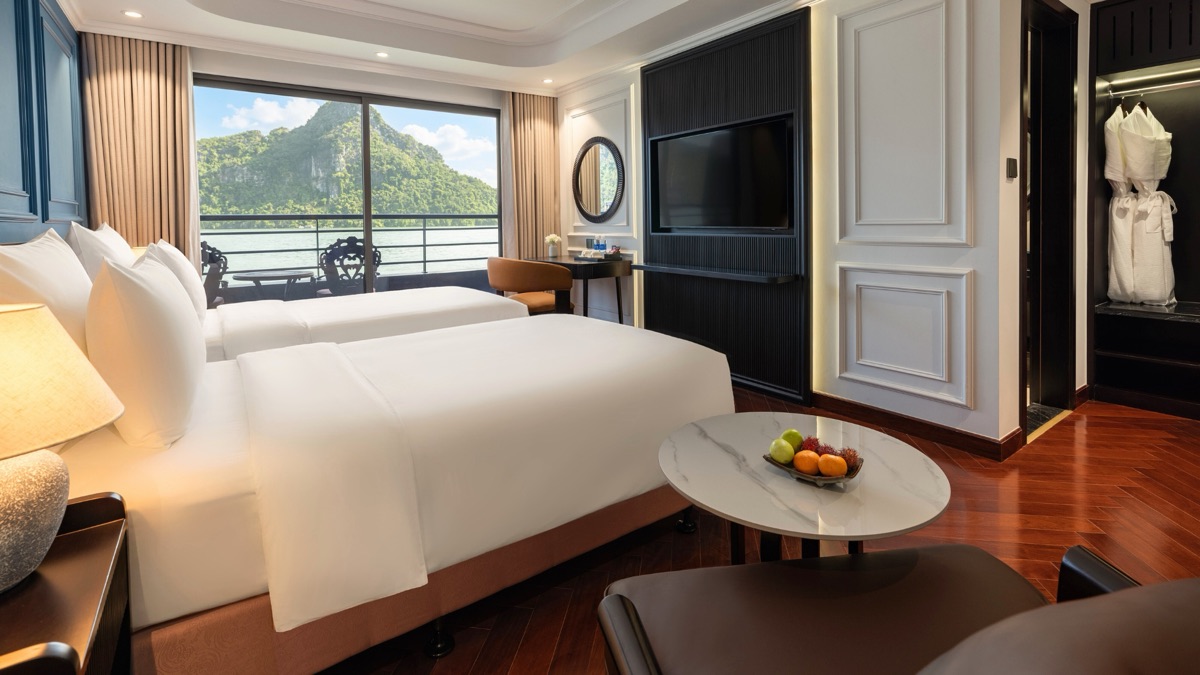 Diana Executive cabin aboard Diana Cruises