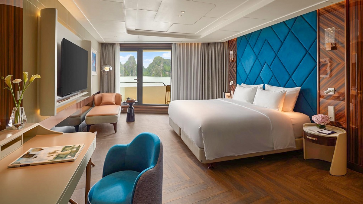 Signature Suite cabin aboard Grand Pioneers