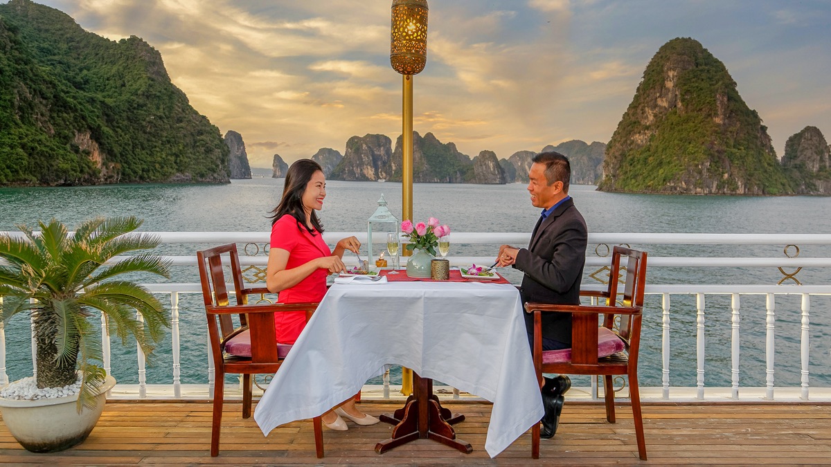 Heritage Line Violet cruise in Bai Tu Long Bay, photo 3 of 45