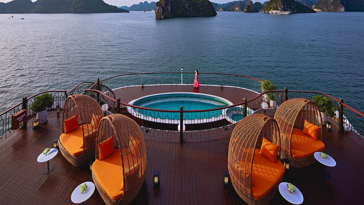 Indochine Premium Cruise in Lan Ha Bay, photo 2 of 45