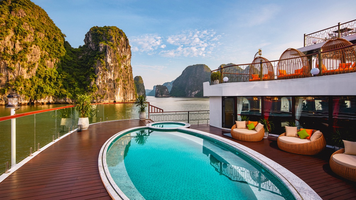 Indochine Premium Cruise in Lan Ha Bay, photo 5 of 45