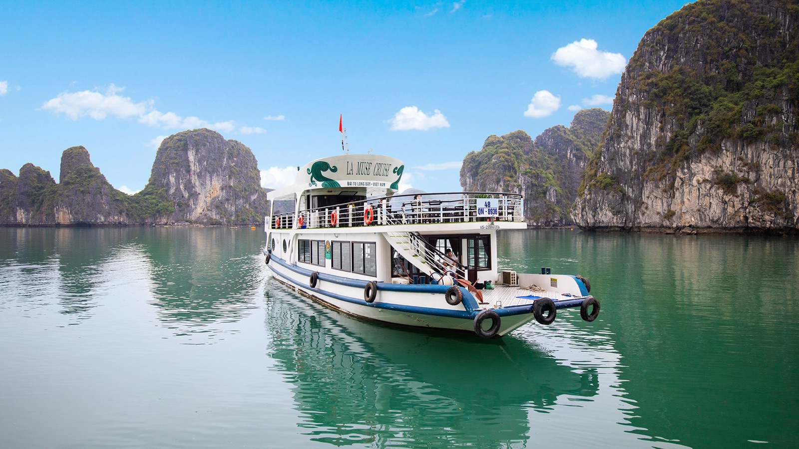 La Muse Cruise in Bai Tu Long Bay, photo 1 of 16
