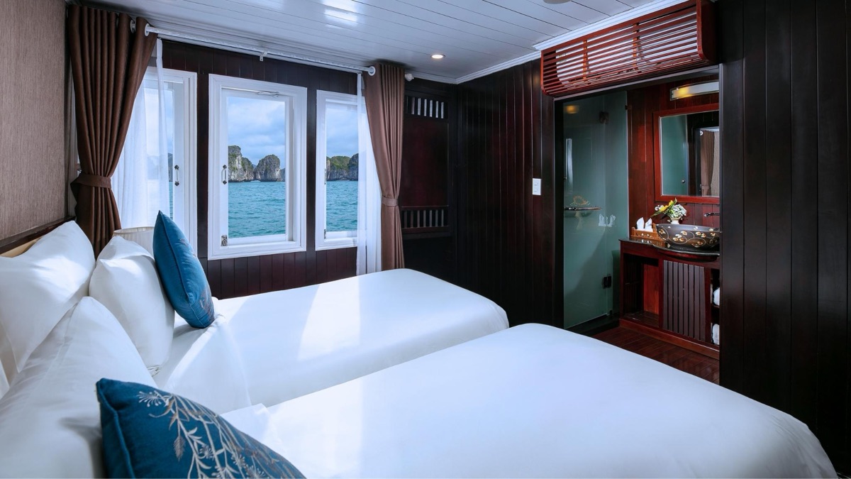 Premium Ocean View cabin aboard La Regina Classic Cruise