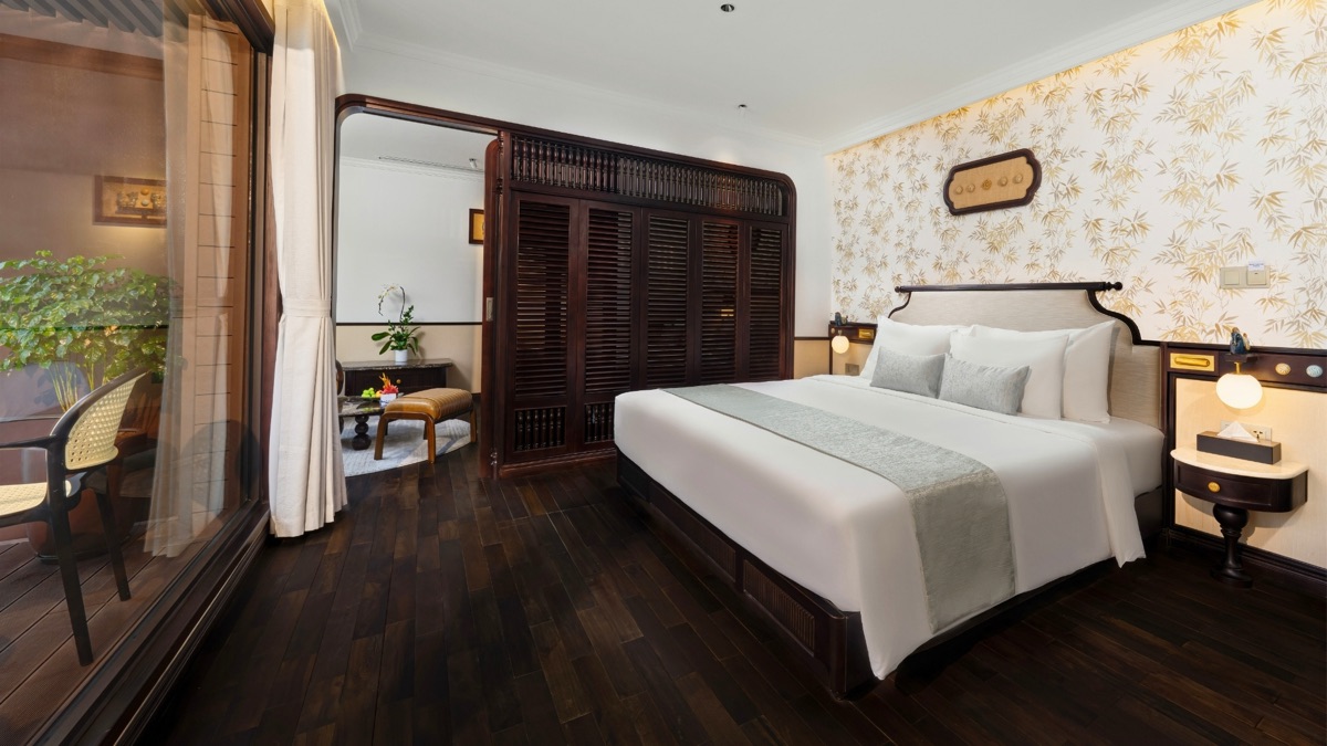 Sky Family Suite cabin aboard Lyra Grandeur Cruise
