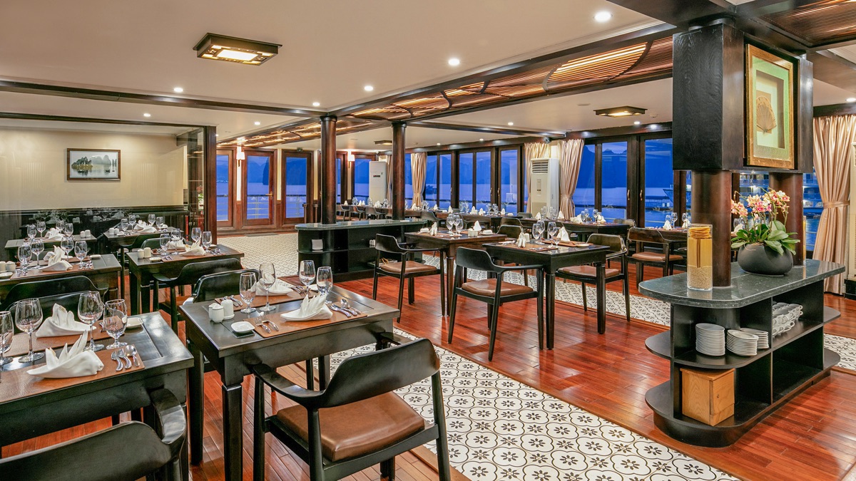 Mila Lux Cruise in Halong Bay, photo 4 of 39