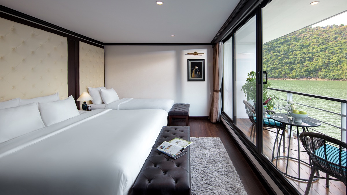 Ocean Suite Triple cabin aboard Mon Cheri Cruise