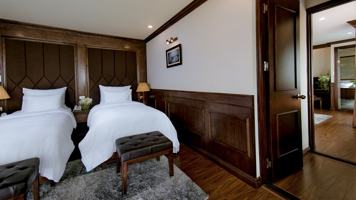 Ocean Suite Connecting cabin aboard Mon Cheri Cruise