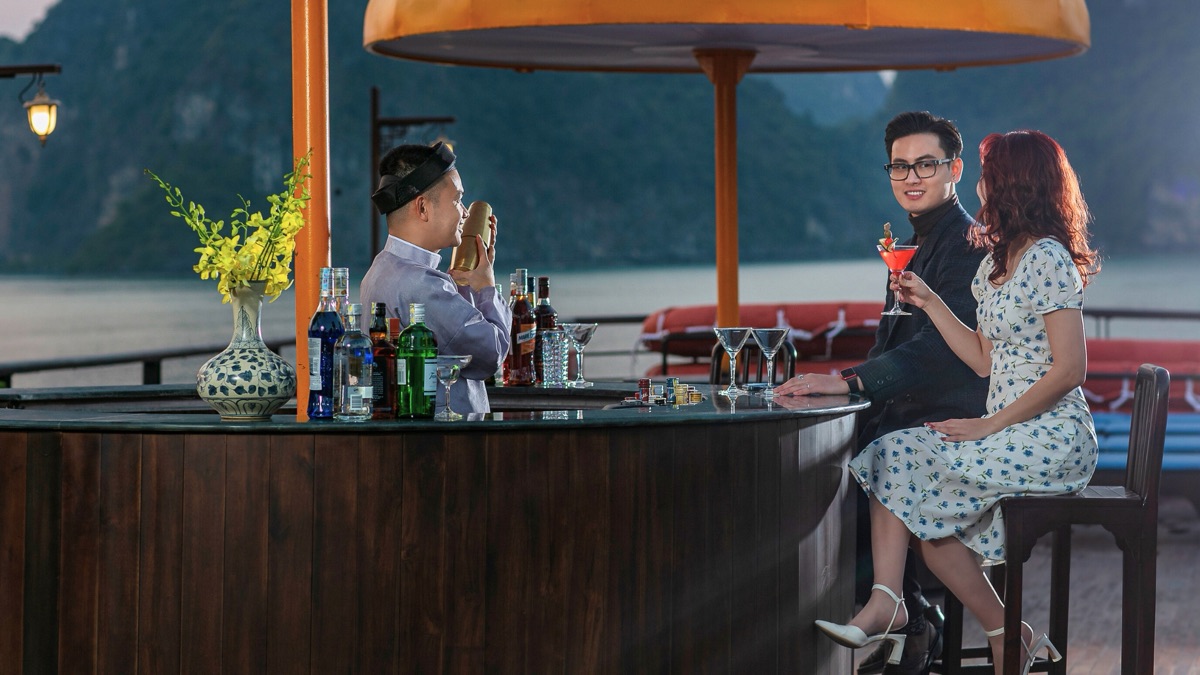 Nostalgia Cruise in Lan Ha Bay, photo 5 of 52