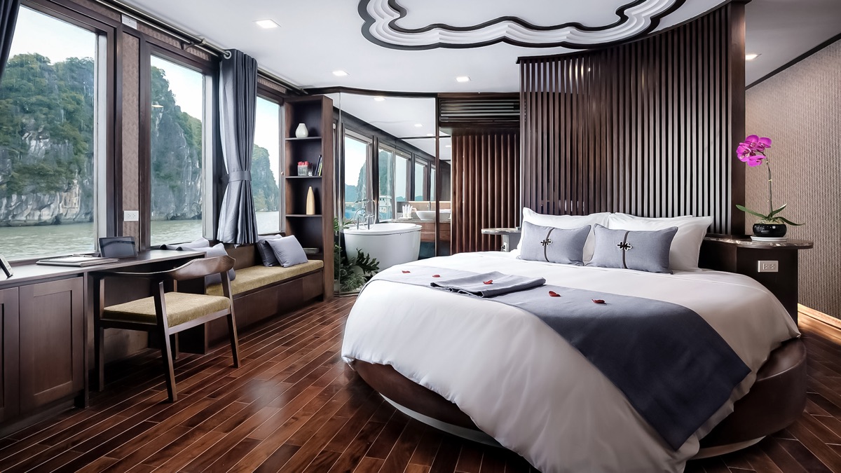 Orchid Exclusive Suite cabin aboard Orchid Cruise