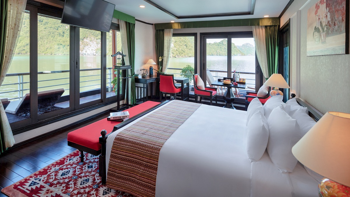 Premium Exclusive Suite cabin aboard Orchid Premium Cruise