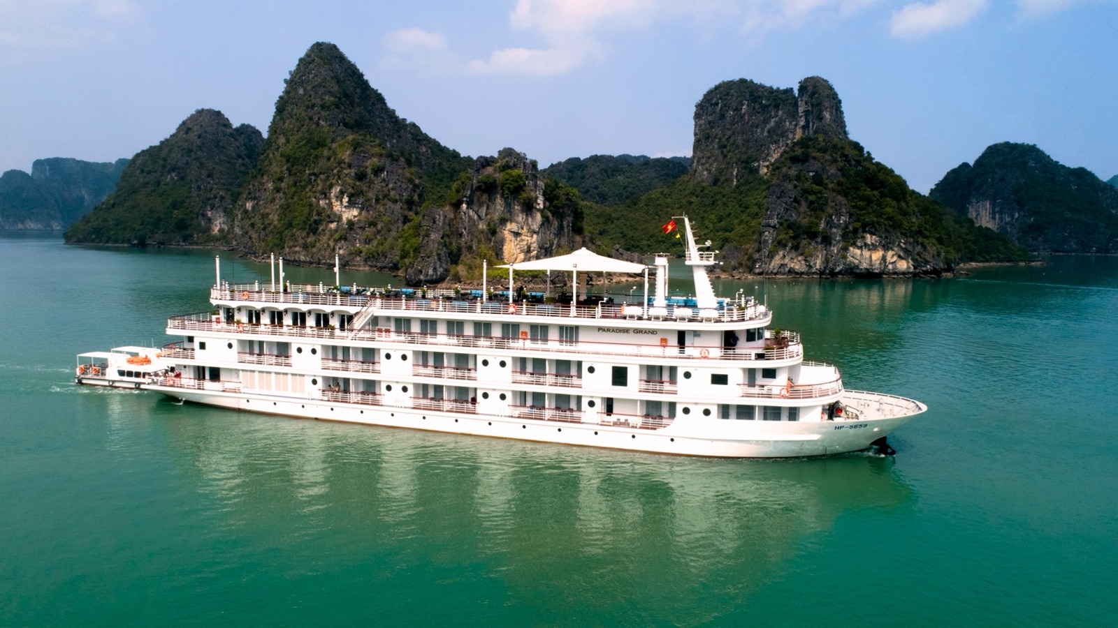 Paradise Grand Cruise in Lan Ha Bay, photo 1 of 59