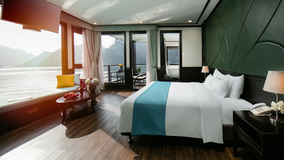 Peony Exclusive Suite cabin aboard Peony Cruise