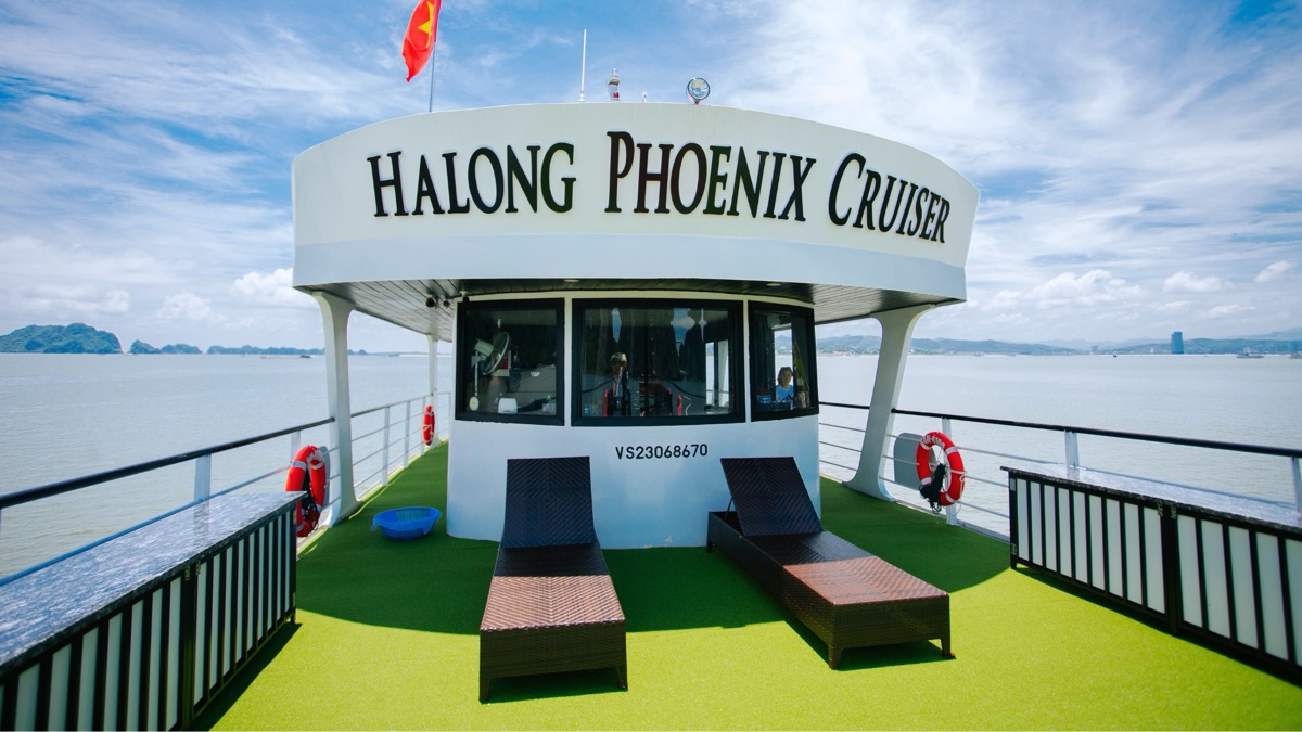 Phoenix Day Cruise in Halong Bay, photo 3 of 17