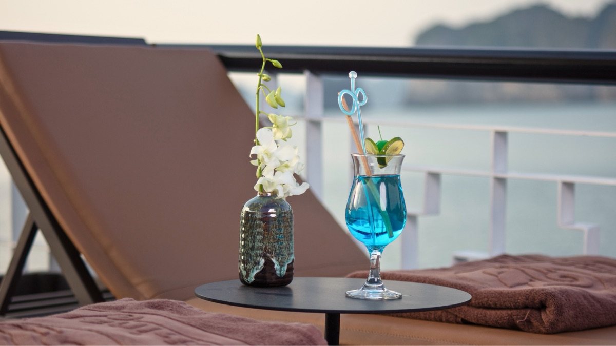 Prince Private Cruise in Bai Tu Long Bay, photo 7 of 16