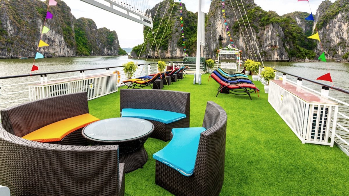 Queen Luxury Cruise in Halong Bay, photo 2 of 22