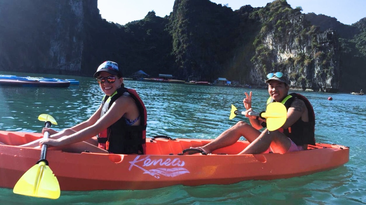 Renea Cruise in Bai Tu Long Bay, photo 8 of 27
