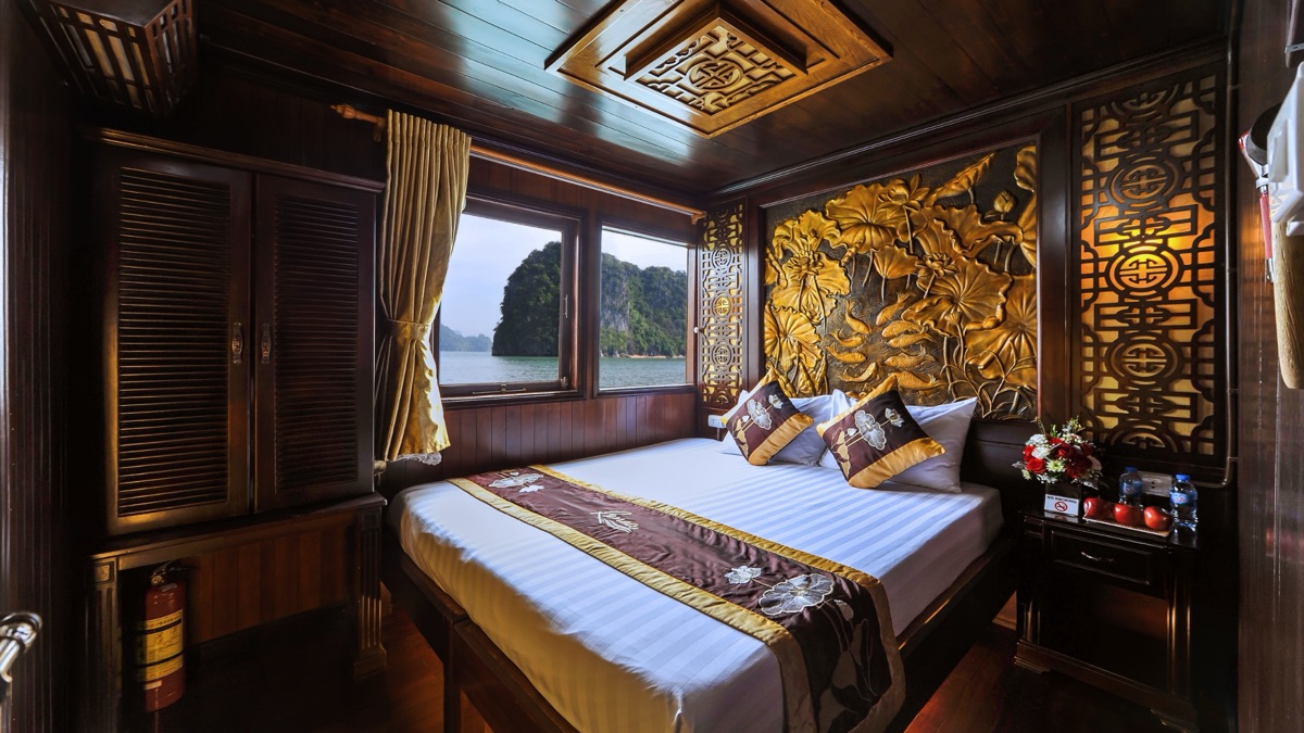Deluxe Cabin cabin aboard Renea Cruise