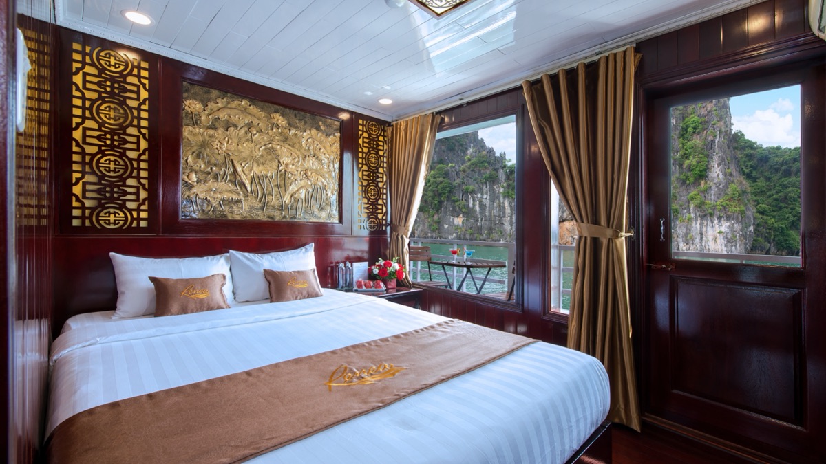 Suite Cabin cabin aboard Renea Cruise