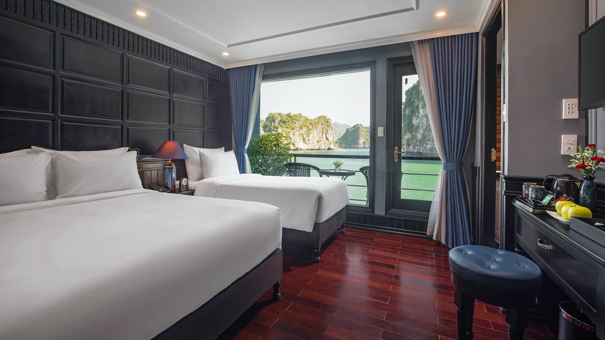Triple Suite cabin aboard Rosy Cruise