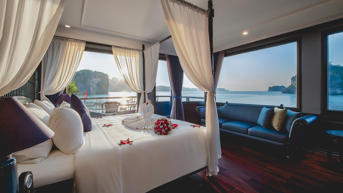 Honeymoon Suite With Terrace cabin aboard Rosy Cruise