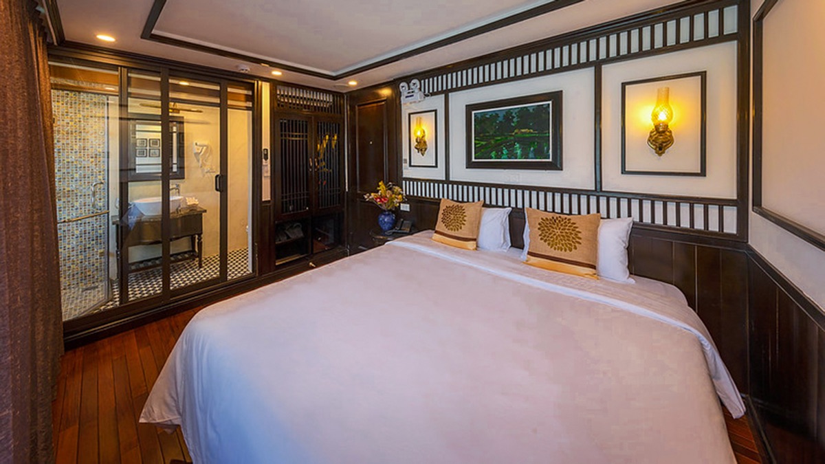Deluxe Balcony cabin aboard Sena Cruises