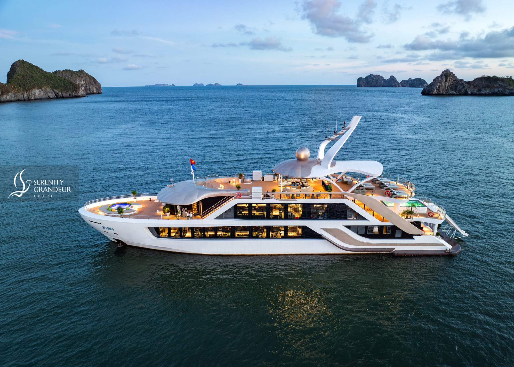 Serenity Grandeur Cruise in Lan Ha Bay, photo 2 of 21