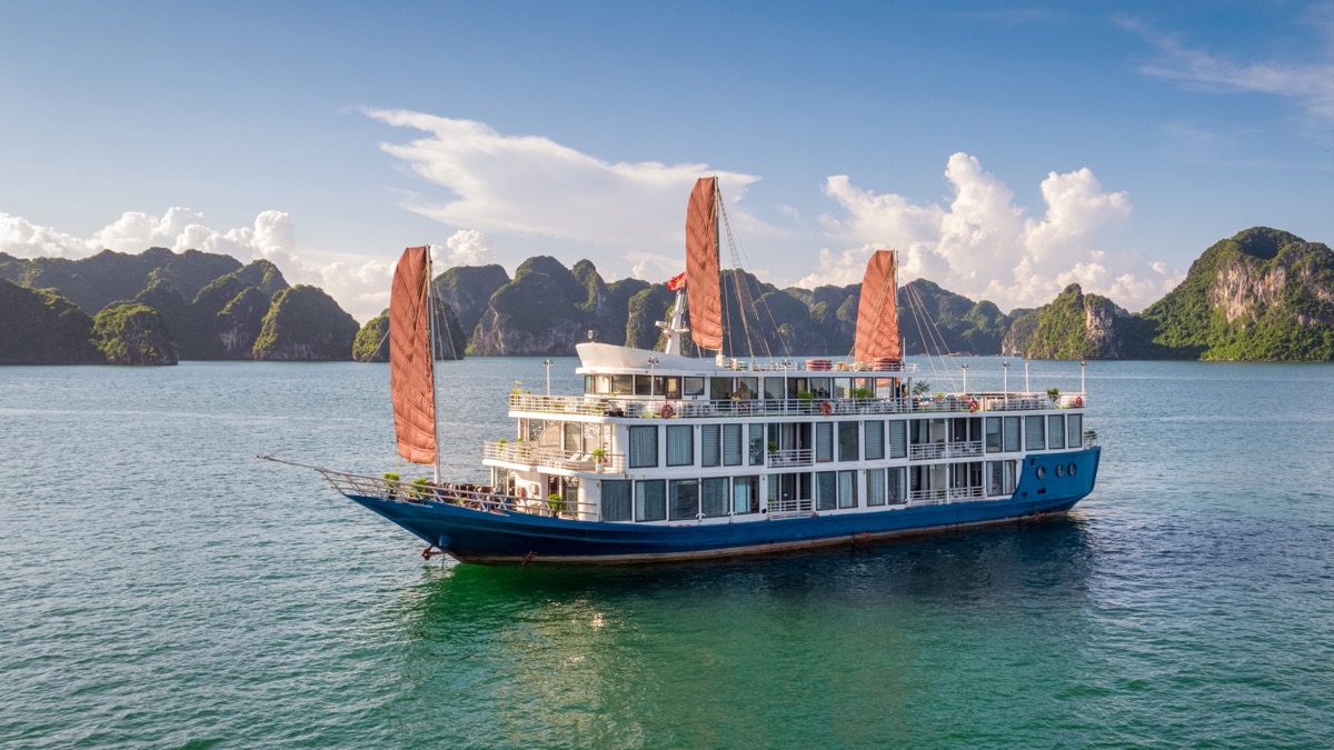 Verdure Lotus Cruise in Lan Ha Bay, photo 5 of 15