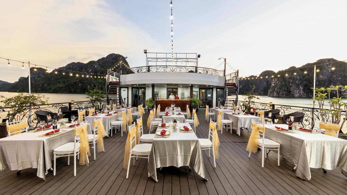 Verdure Lotus Grandeur Cruise in Halong Bay, photo 5 of 38