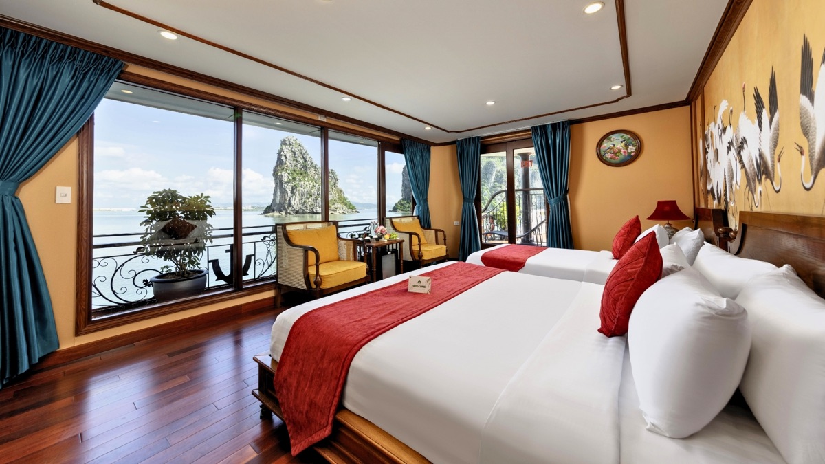 Grandeur Triple Suite cabin aboard Verdure Lotus Grandeur Cruise
