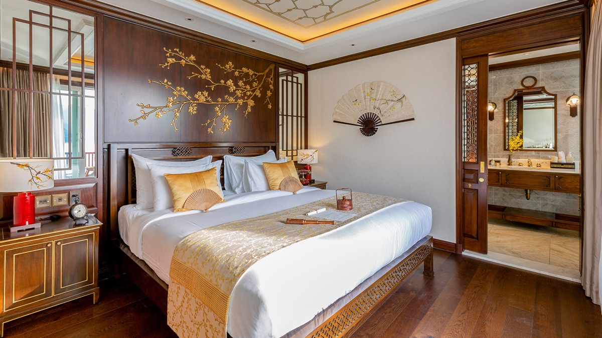 Signature Suite cabin aboard Heritage Line Ylang Cruise